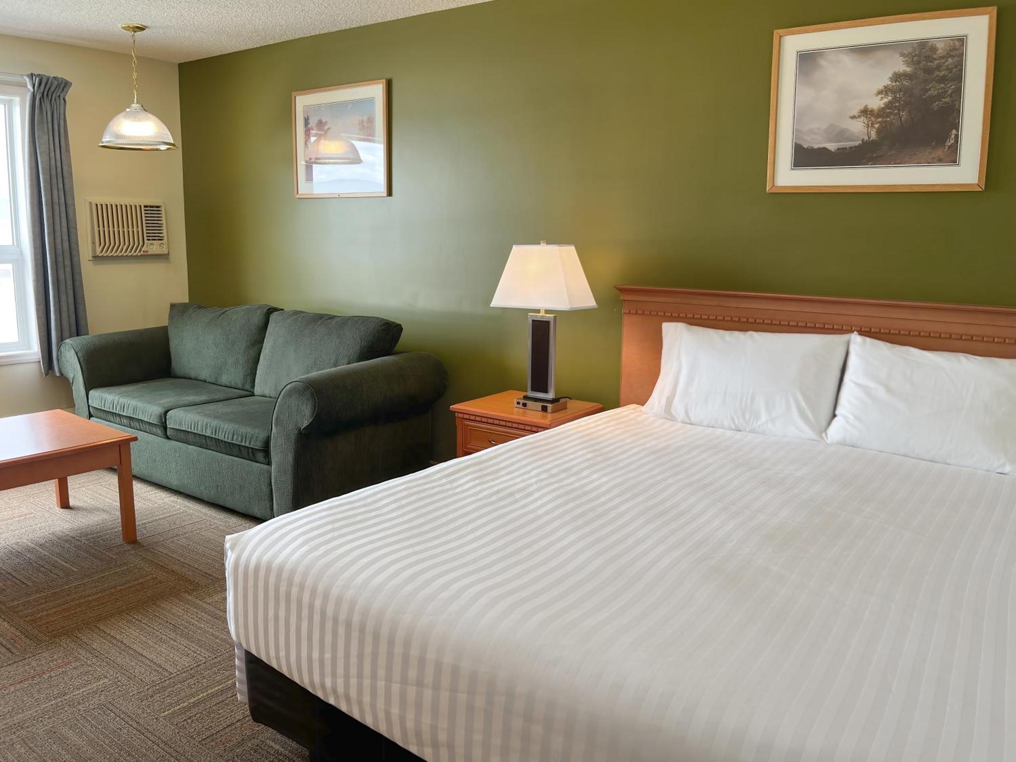 Coast Hinton Hotel Екстер'єр фото